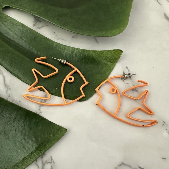 Unbranded Jewelry - Vintage 90s Angel Fish Shaped Earrings Neon Orange Metal 3d Novelty Tropical
